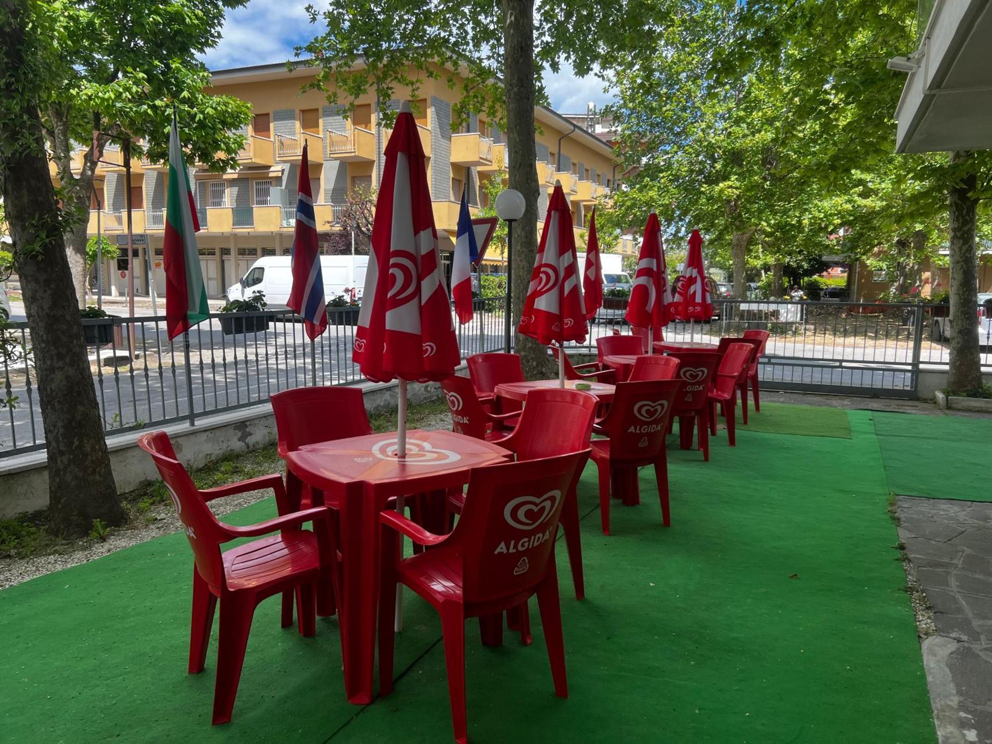 Hotel Napoleon Cesenatico Exterior photo