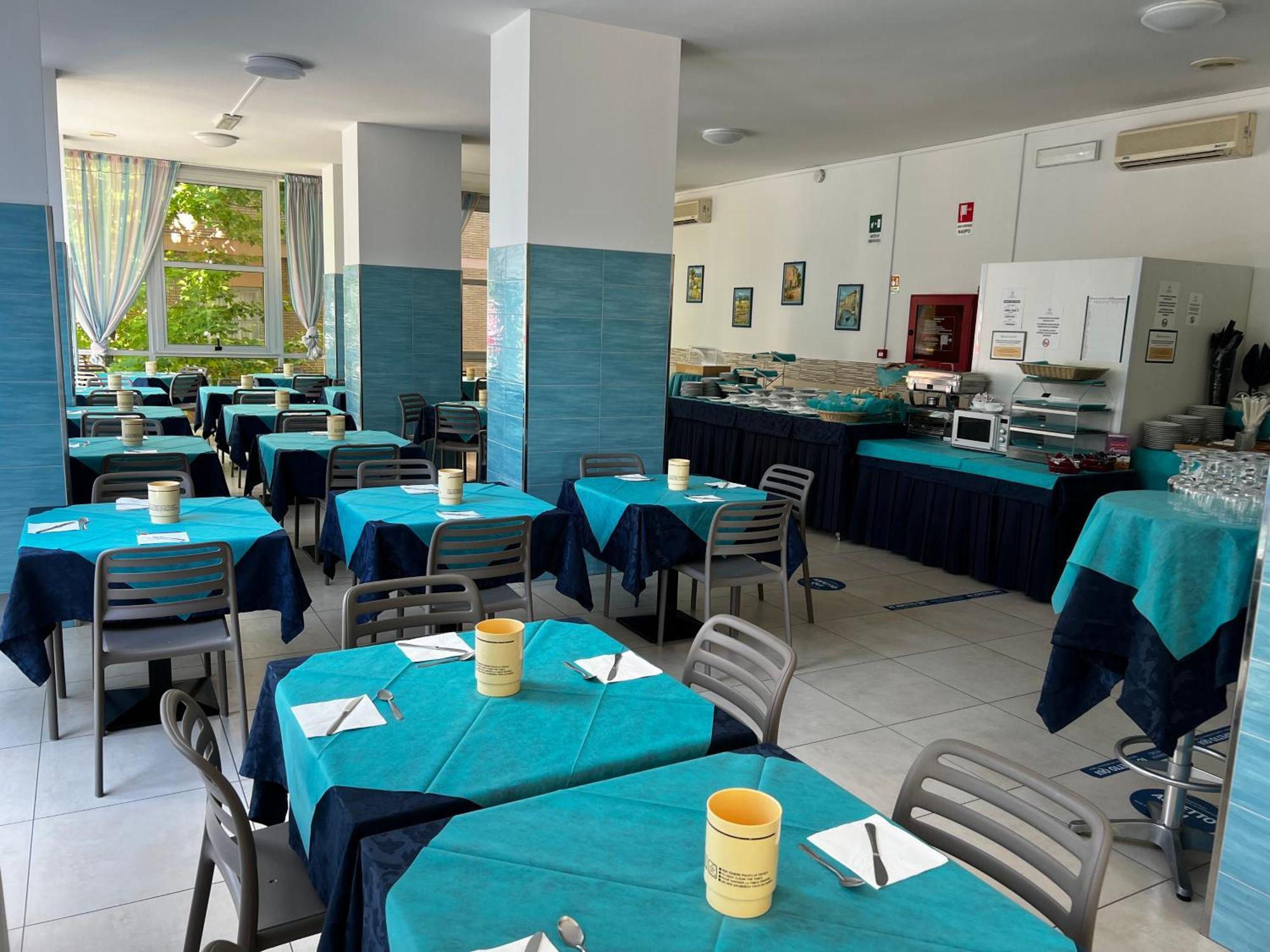 Hotel Napoleon Cesenatico Exterior photo